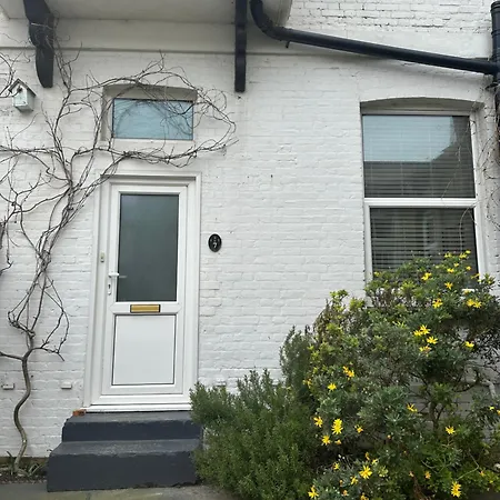 Zen Beach House Margate Exterior photo